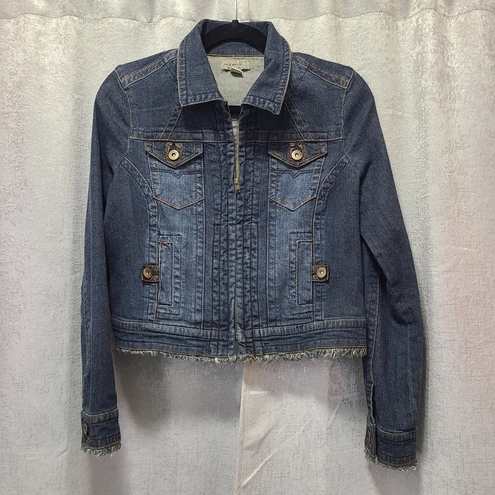 ONE WORLD Blue Jean Jacket with‎ Frayed Hem